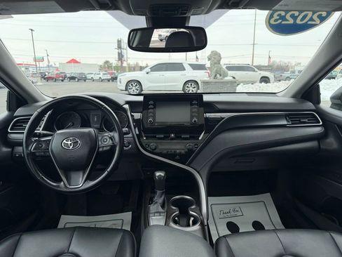 Used 2023 Toyota Camry SE w/ Convenience Package image 13