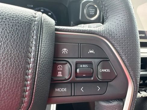 New 2026 Toyota 4Runner Limited AWD/4WD image 10