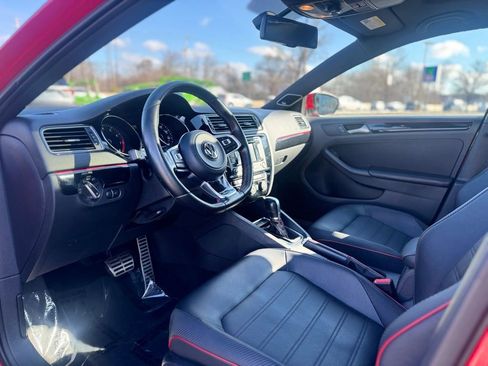 Used 2015 Volkswagen Jetta GLI SEL FWD image 15
