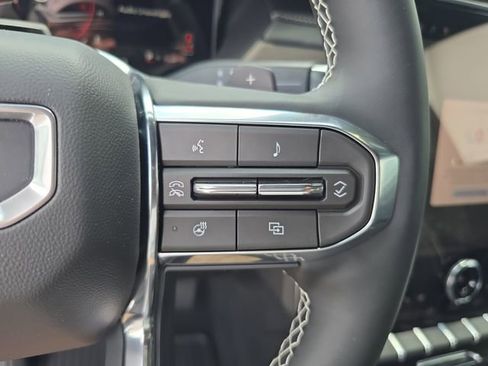 New 2026 GMC Acadia Denali w/ Super Cruise Package FWD image 26