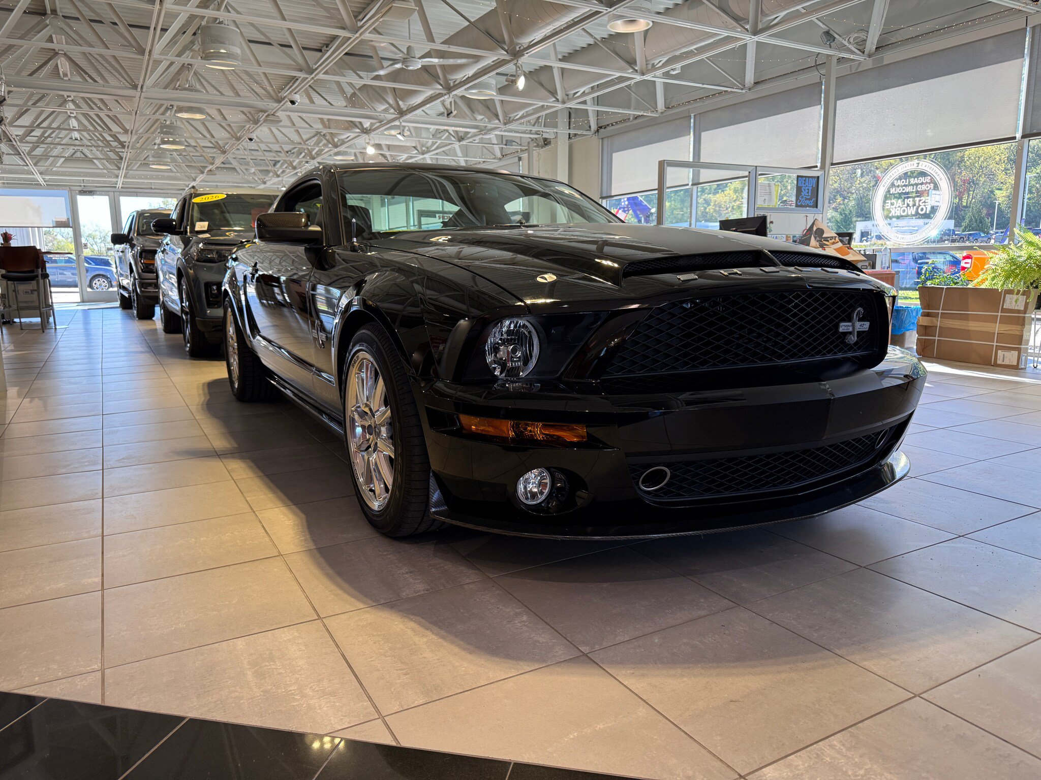 Used 2008 Ford Mustang Shelby GT500 RWD image 2