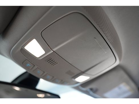Used 2020 Ford Fusion SE FWD image 23