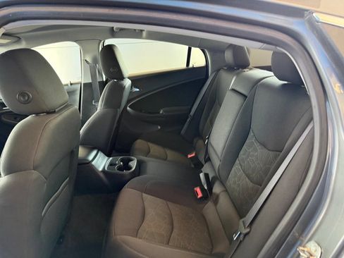Used 2017 Chevrolet Volt LT FWD image 14