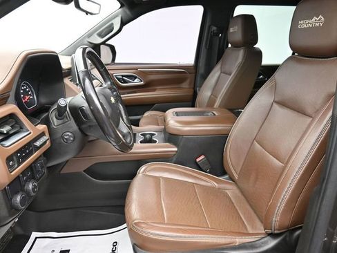 Used 2021 Chevrolet Tahoe High Country w/ Premium Package image 25