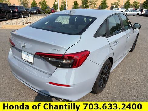 Used 2023 Honda Civic Sport image 7