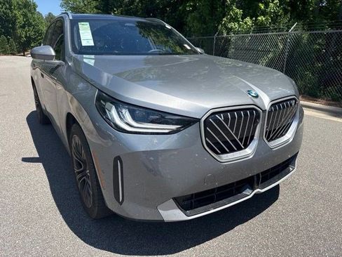 Certified 2025 BMW X3 xDrive30i w/ Premium Package AWD/4WD image 3