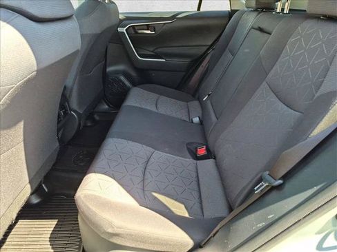 Used 2021 Toyota RAV4 XLE w/ Convenience Package AWD/4WD image 20