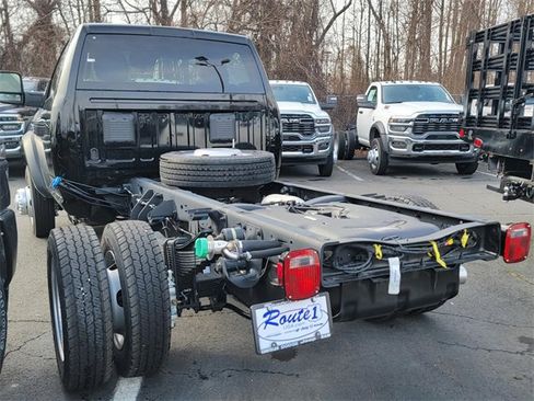 New 2026 RAM 5500 Tradesman w/ Chrome Appearance Group image 9