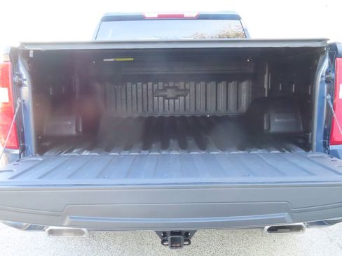 Used 2021 Chevrolet Silverado 1500 RST image 8