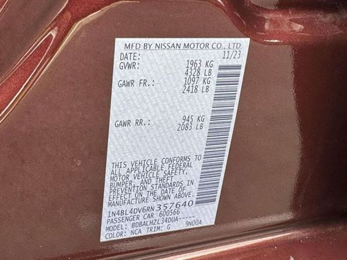 Used 2024 Nissan Altima 2.5 SV FWD image 27
