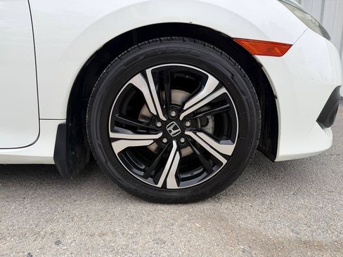 Used 2016 Honda Civic Touring image 24