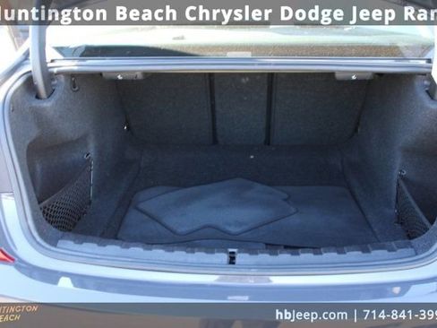 Used 2022 BMW 330i xDrive Sedan w/ M Sport Package image 37