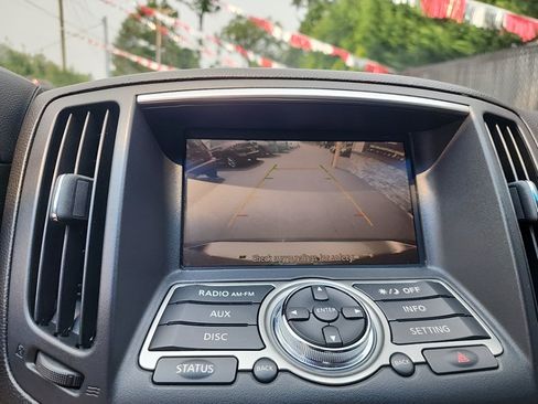 Used 2011 INFINITI G25 x w/ Moonroof Pkg AWD/4WD image 16