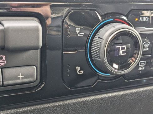 New 2026 Chevrolet Silverado 1500 LT image 23