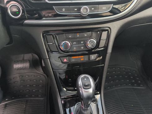 Used 2018 Buick Encore Preferred image 10