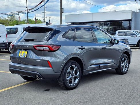 Used 2024 Ford Escape ST-Line w/ Tech Pack #1 AWD/4WD image 2