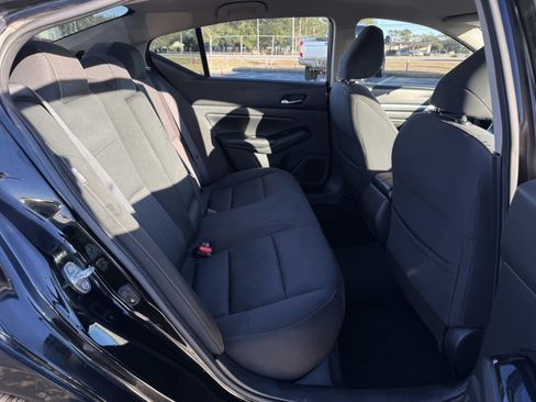 Used 2021 Nissan Altima 2.5 SV image 32