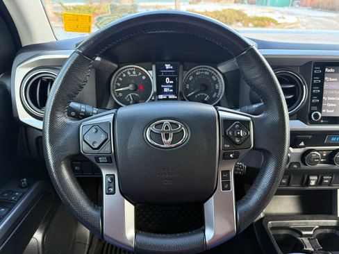 Used 2022 Toyota Tacoma SR5 image 27