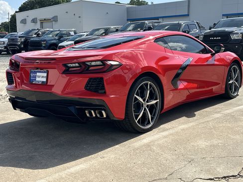 Certified 2023 Chevrolet Corvette Stingray Coupe w/ 1LT RWD image 6