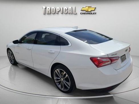 Used 2022 Chevrolet Malibu LT w/ Leather Package FWD image 3