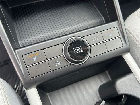 Used 2024 Hyundai Kona SEL FWD image 33