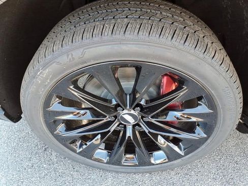 New 2026 Cadillac Escalade V w/ LPO, ONYX Package AWD/4WD image 12