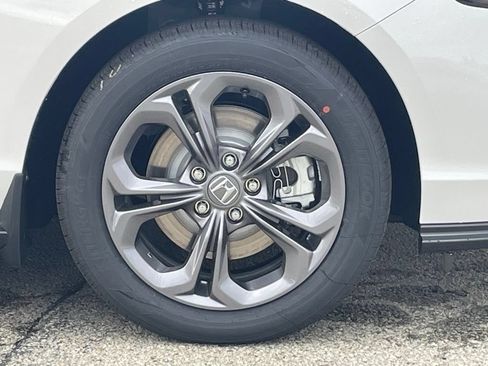 New 2025 Honda Accord EX-L image 9