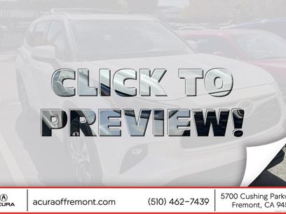 Used 2021 Toyota Highlander XLE