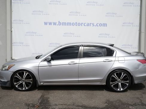 Used 2010 Honda Accord LX-P image 8
