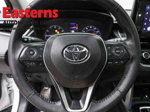 Used 2024 Toyota Corolla Cross LE w/ Moonroof Package AWD/4WD image 10