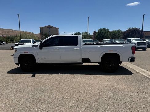 Used 2022 GMC Sierra 3500 AT4 w/ AT4 Preferred Package AWD/4WD image 8