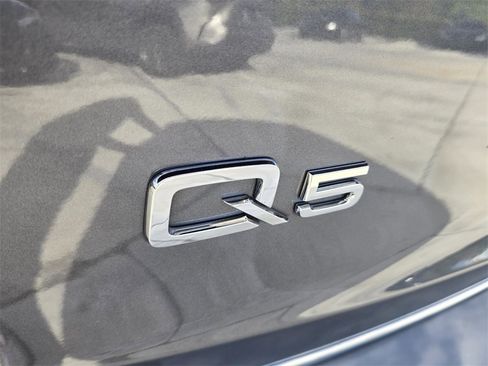 Used 2016 Audi Q5 2.0T Premium Plus w/ Technology Package image 14