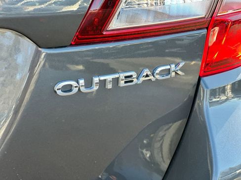 Used 2019 Subaru Outback 2.5i Premium w/ Popular Package #2 image 18