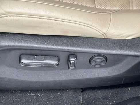 Used 2022 Honda CR-V EX-L image 7