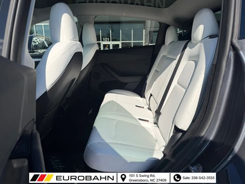 Used 2023 Tesla Model Y Long Range AWD/4WD image 9