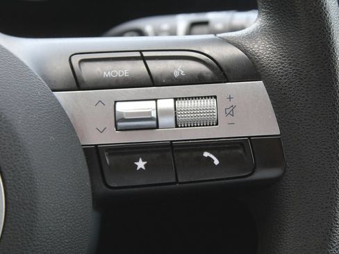 Used 2025 Hyundai Tucson SEL FWD image 23