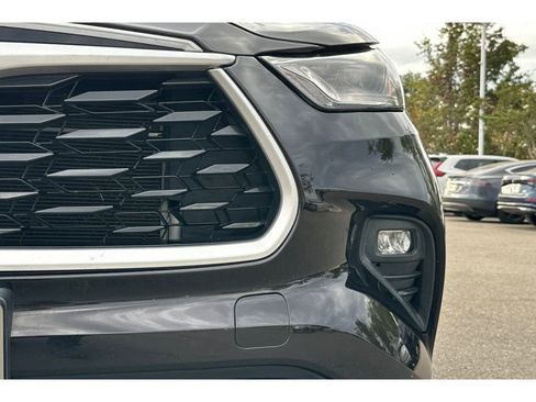 Used 2022 Toyota Highlander XLE image 56