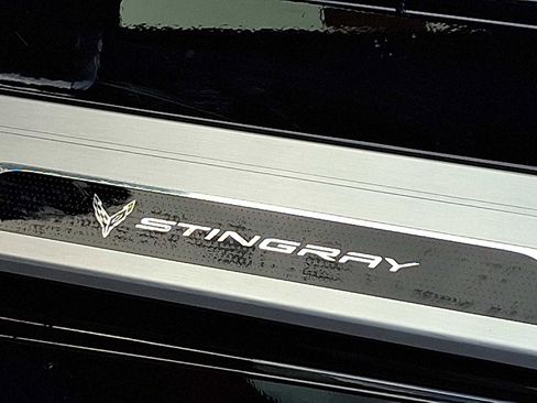 Used 2021 Chevrolet Corvette Stingray Preferred Cpe w/ Z51 Performance Package image 32