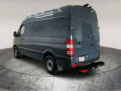 Used 2018 Mercedes-Benz Sprinter 2500 image 6