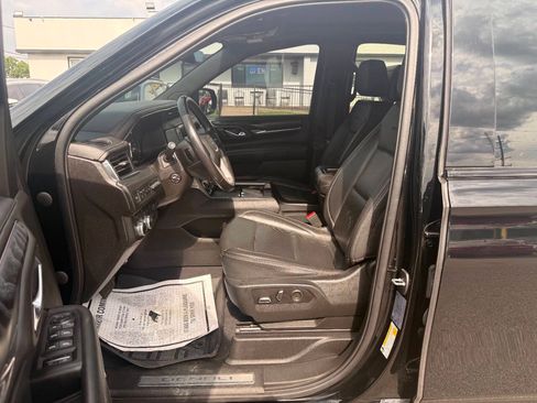 Used 2021 GMC Yukon Denali w/ Denali Ultimate Package AWD/4WD image 19