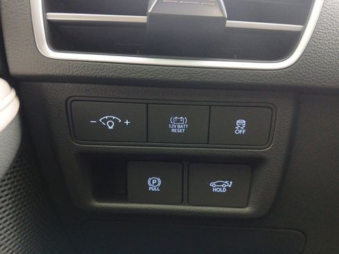 Certified 2025 Hyundai Sonata Limited image 17