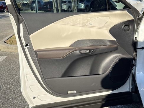 Used 2025 Lexus RX 450h AWD w/ Convenience Package image 22