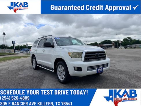 Used 2008 Toyota Sequoia SR5 RWD image 1