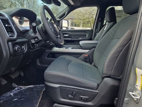 New 2026 RAM 2500 Big Horn AWD/4WD image 13
