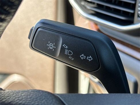 Certified 2022 Ford Explorer King Ranch w/ Class IV Trailer Tow Package image 35