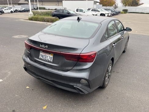 Used 2024 Kia Forte LXS image 5