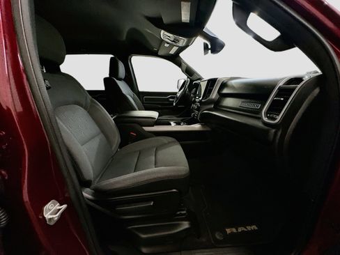 Used 2022 RAM 1500 Big Horn AWD/4WD image 32