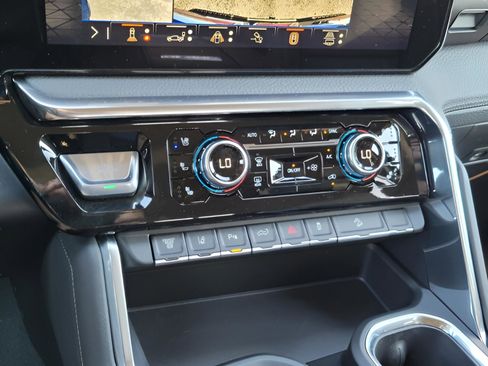 New 2026 GMC Sierra 3500 Denali image 24