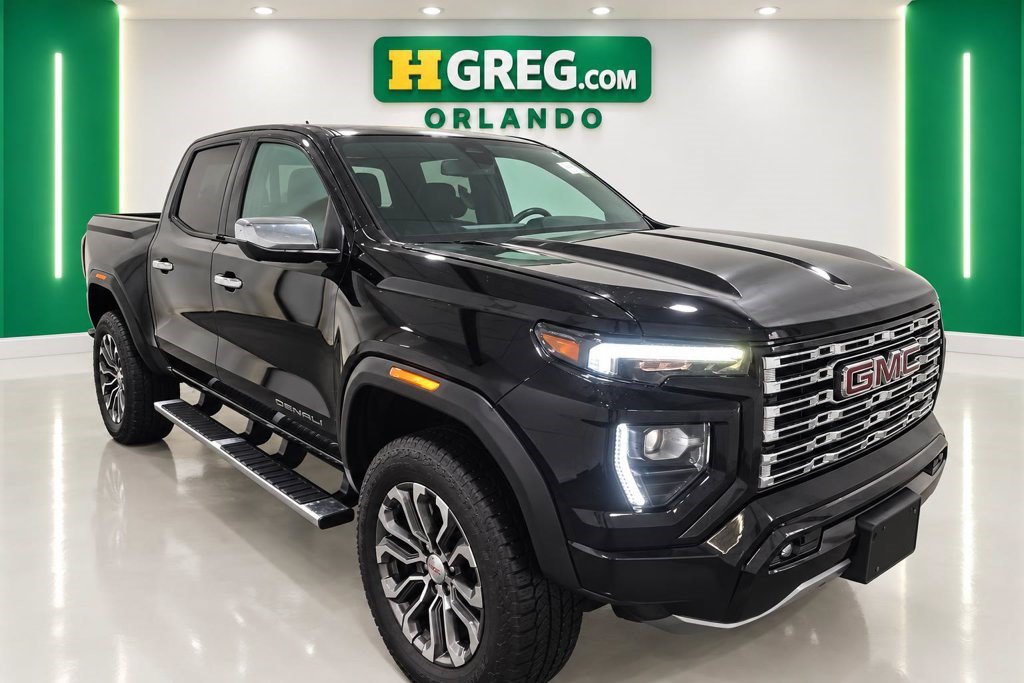 Used 2023 GMC Canyon Denali AWD/4WD image 4