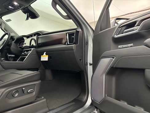 New 2026 GMC Sierra 1500 Denali w/ Denali Reserve Package image 35